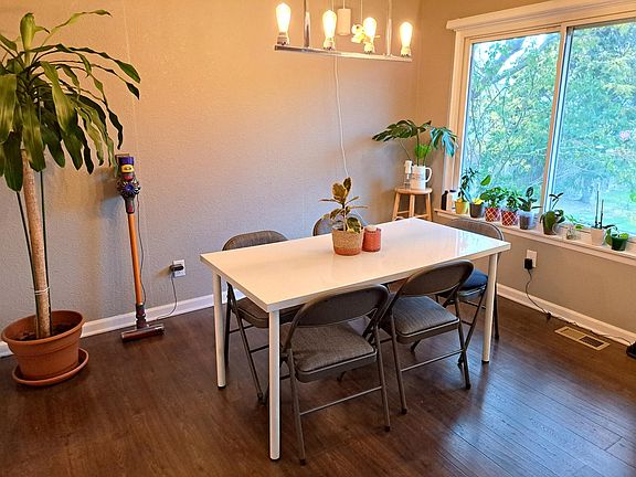 5th image of 3551 Burbank Dr #3551