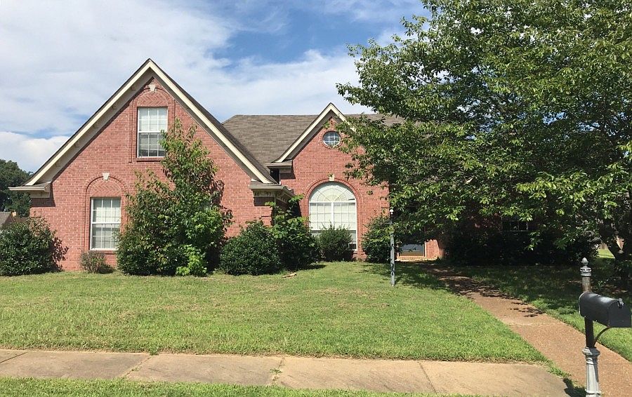 1st image of 4093 Old Village Ln