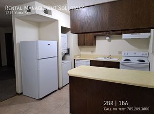 1215 Yuma St, Manhattan, KS 66502