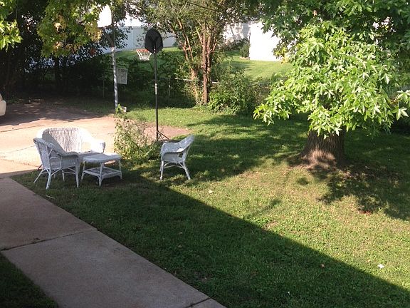 2nd image of 3223 Buder Ct