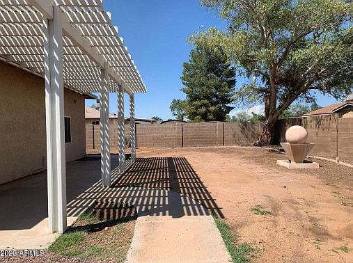 3rd image of 557 S Sunwood Cir