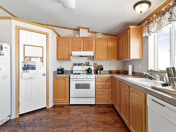 5th image of 492 Red Oak Dr