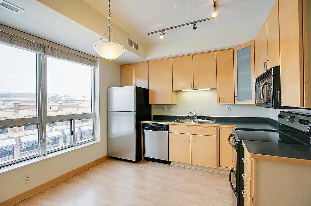 1 bed, 500 sqft, $1,200 — Photo 1