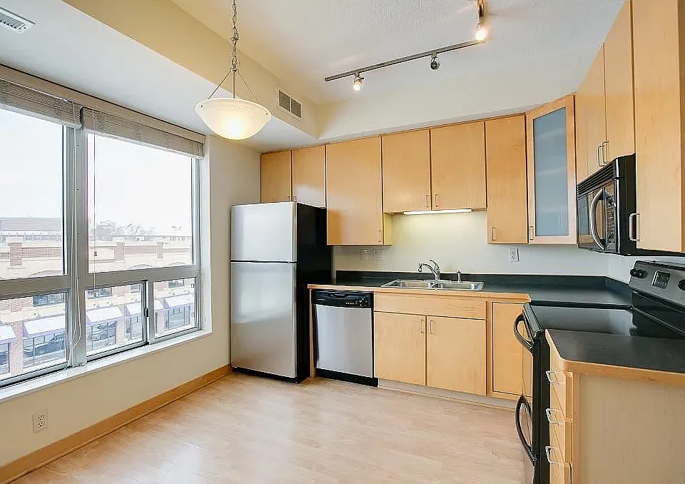 2600 University Ave SE #315