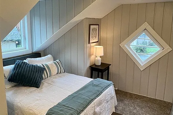 Upstairs bedroom with full size bed