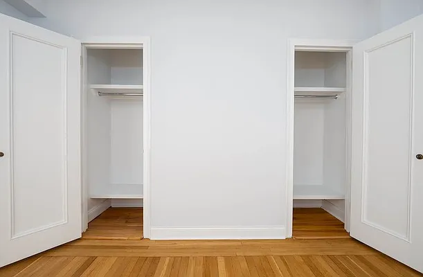 Rented by City Connections Realty | media 12