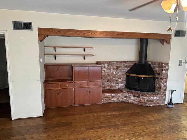 1st image of 4300 Atlantic Ave APT 1