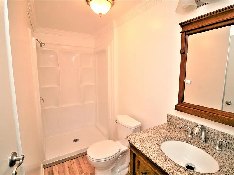 118 Middle Point Ct — Photo 14