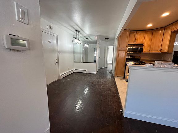 5th image of 717 Saint Lawrence Ave Floor 2