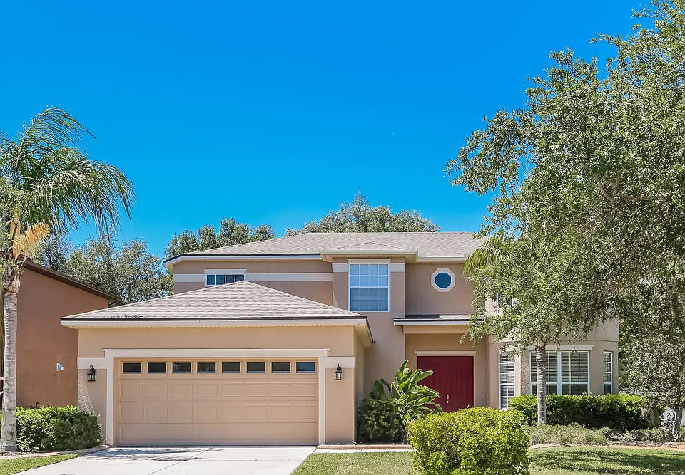 6126 39th Ct E