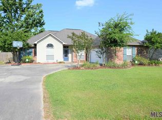 13194 Cole Dr, Gonzales, LA 70737