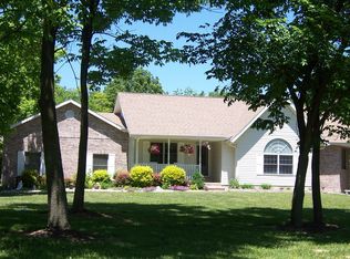 91 Pump Station Rd, Makanda, IL 62958