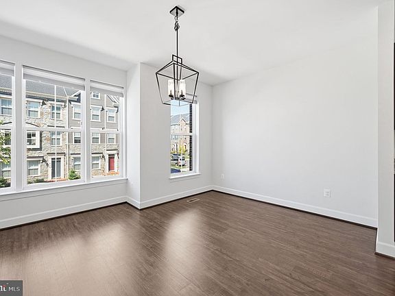 2nd image of 5179 Ridgeview Retreat Dr
