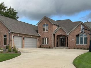 10226 81st St, Pleasant Prairie, WI 53158