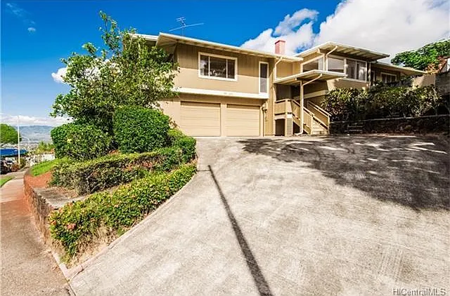 98-1401 Kaonohi St — Photo 2