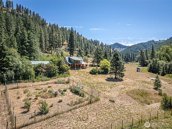 3rd image of 10365 Merry Canyon Road