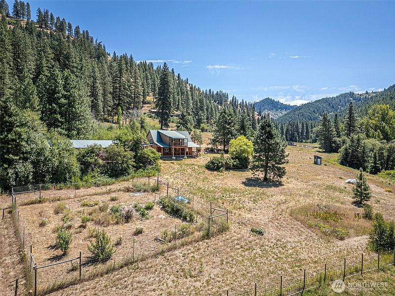 3rd image of 10365 Merry Canyon Road
