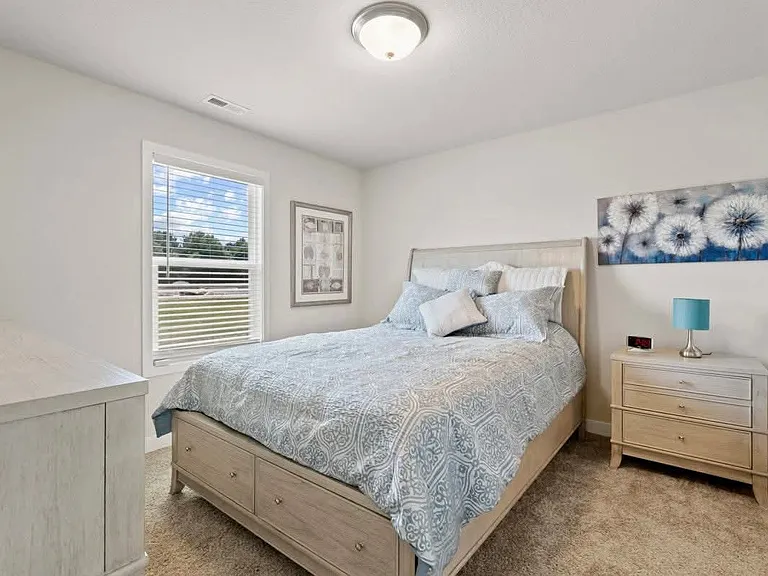 9213 Earlmont Dr — Photo 11