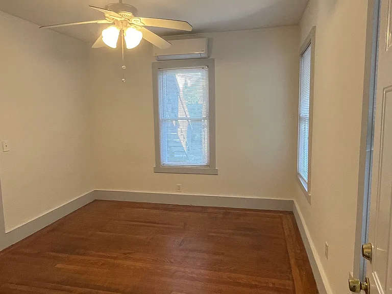 7 Home St #1R — Photo 3