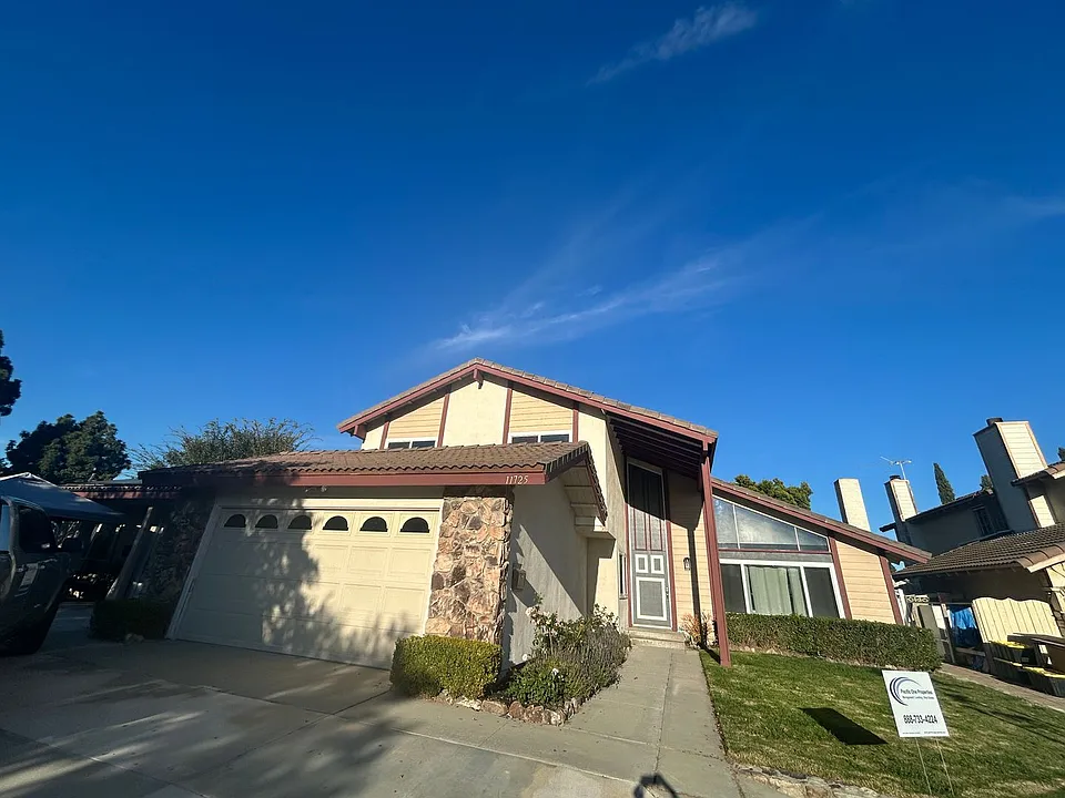 11725 Espen Cir