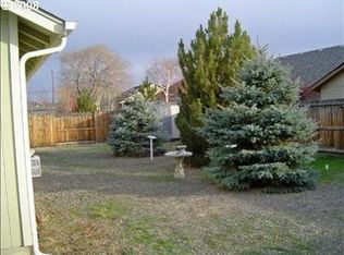 1960 NW Oak Ave, Redmond, OR