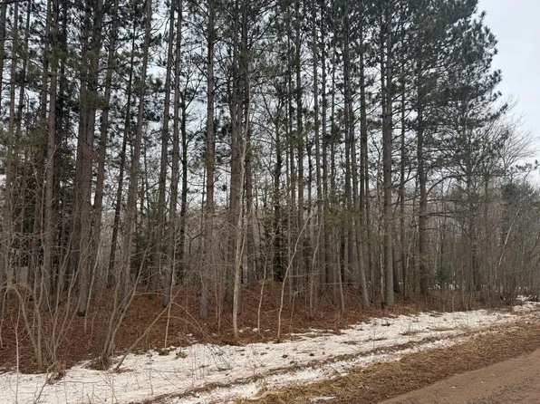 Na Friesland, Hinckley, MN 55037