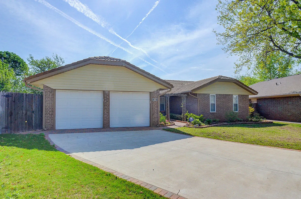 Building Photo - 9800 Craford Ct