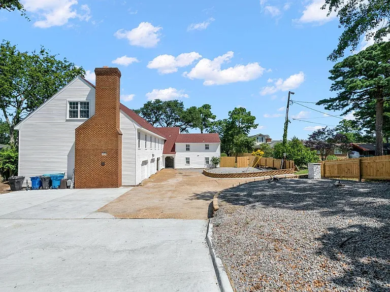 2624 Long Creek Dr — Photo 63