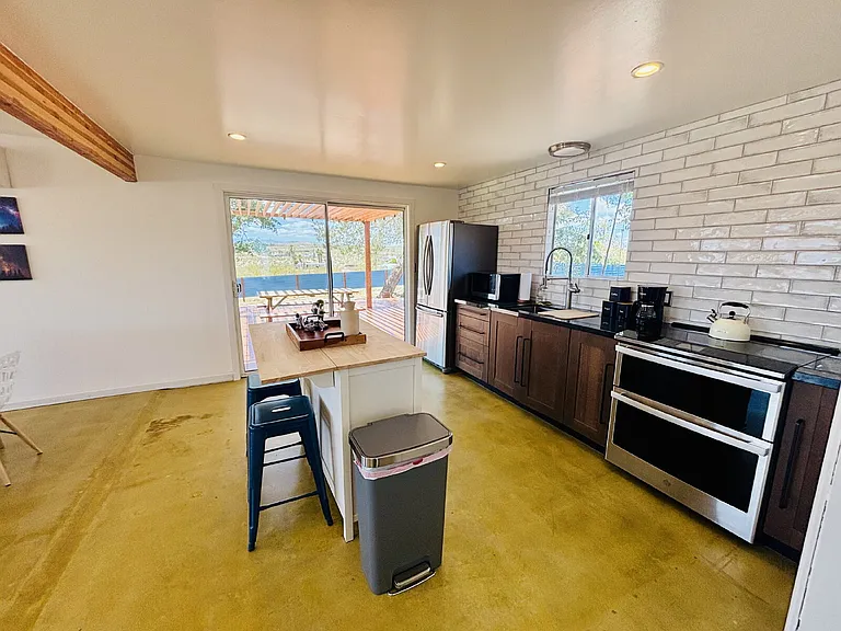 63208 Sandola Ln — Photo 6