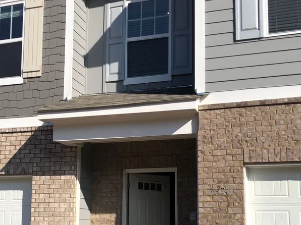 5636 Union Pointe Dr, Union City, GA 30291