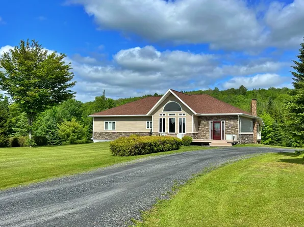 112 Village Road, Fort Kent, ME 04743