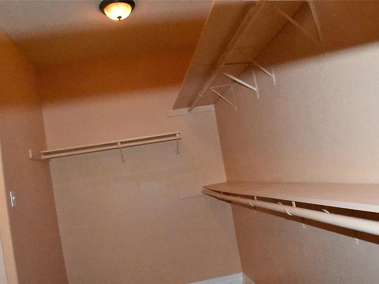 8535 Parkette Dr — Photo 31