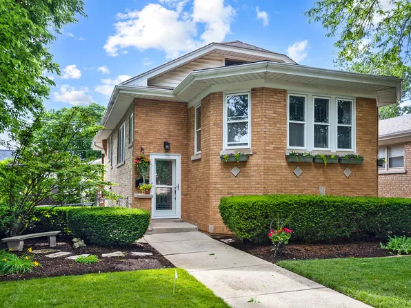 3636 N Paris Ave, Chicago, IL 60634