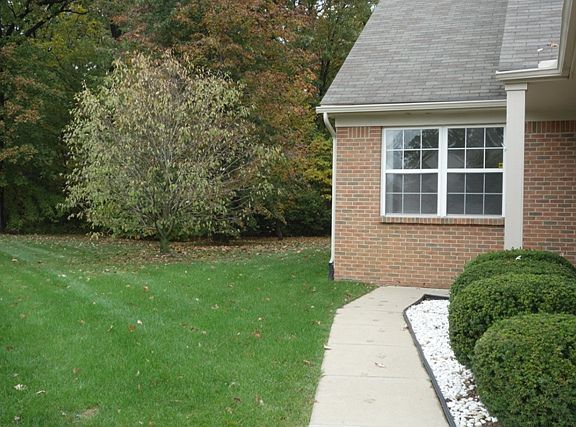 5th image of 33060 Forest Park Dr