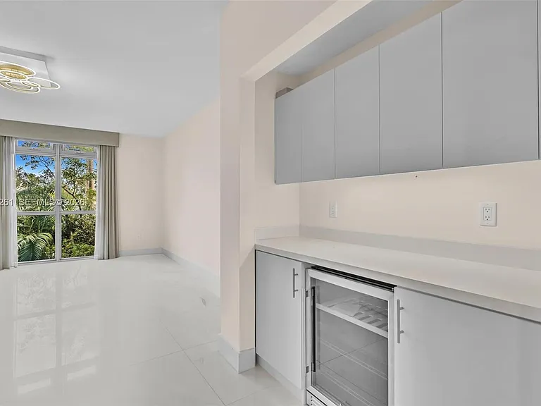17301 Biscayne Blvd #210 — Photo 17