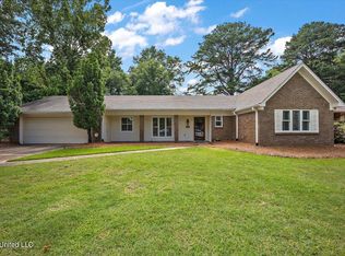 212 Kitchings Dr, Clinton, MS 39056