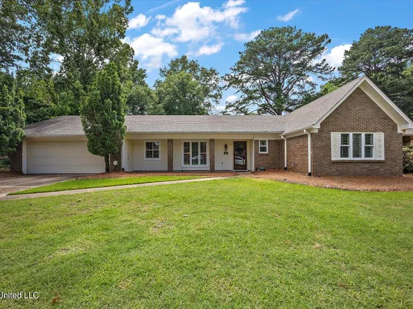 212 Kitchings Dr, Clinton, MS 39056