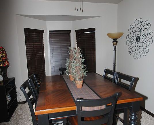 4th image of 5801 SE 142nd St