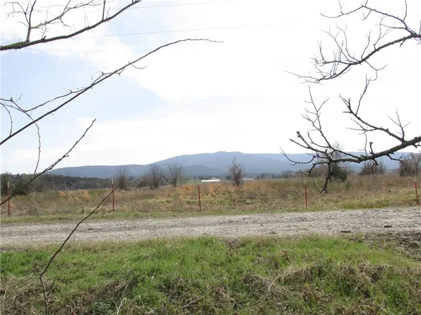 Calhoun Rd, Shady Point, OK 74956