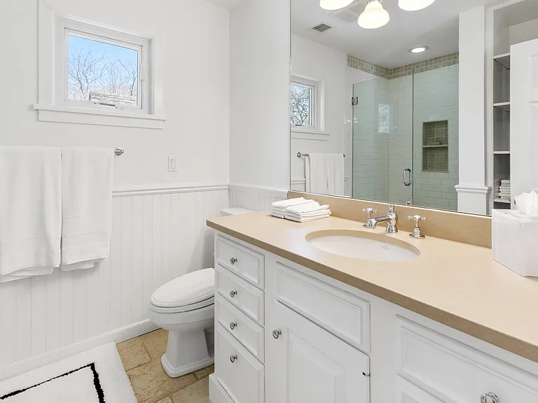 141 Harvest Ln — Photo 22
