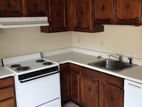 2nd image of 531 W 11th Ave APT 4