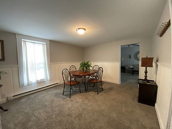 3rd image of 401 N Greenville St #D1
