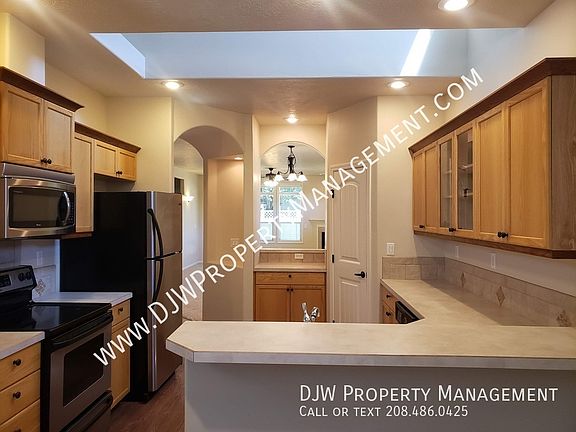 3rd image of 2851 W Turin Ct