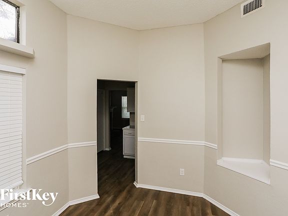 5th image of 1620 Hunterwood Dr