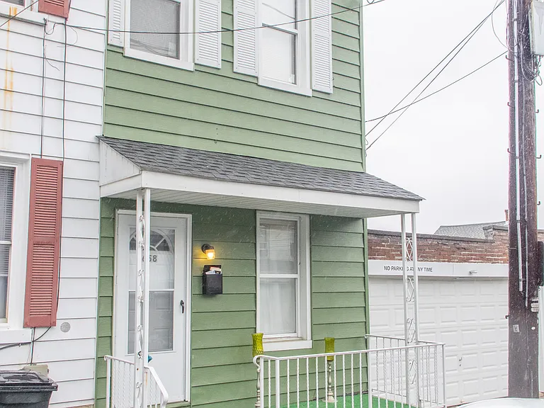658 Atlantic St — Photo 25