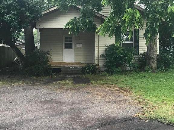 2nd image of 704 McKinley Ave