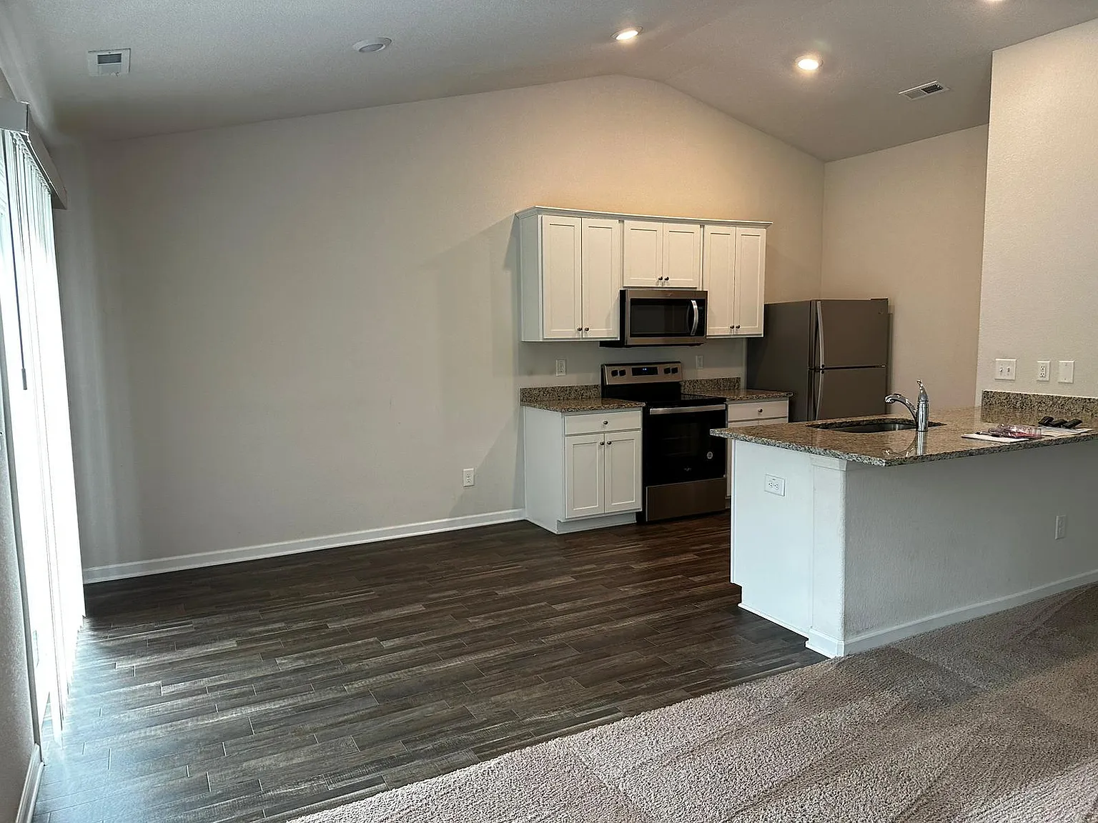 185 Shallow Dr — Photo 3