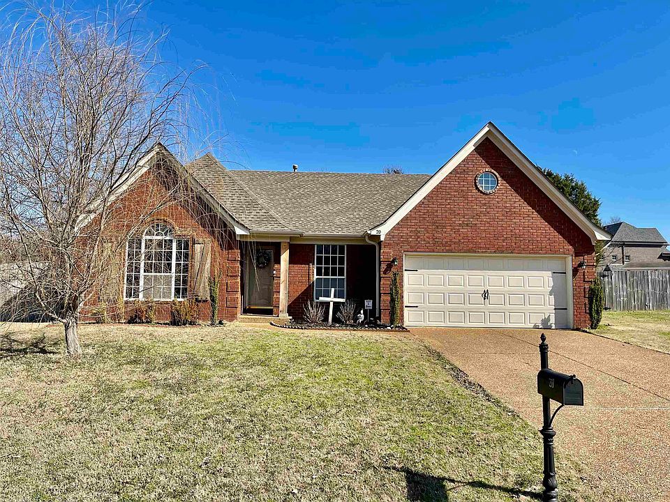 1st image of 20 Winding Creek Dr