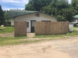 912 New Castle Rd, Slippery Rock, PA 16057