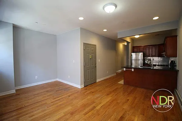 Rented by Next Door Realty NYC | media 16